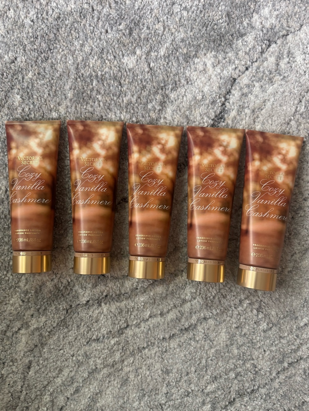 Victoria Secret-cozy vanilla cashmere fragrance lotion